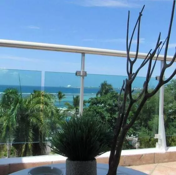 Fotos del hotel Neptuno's Refugio:  12