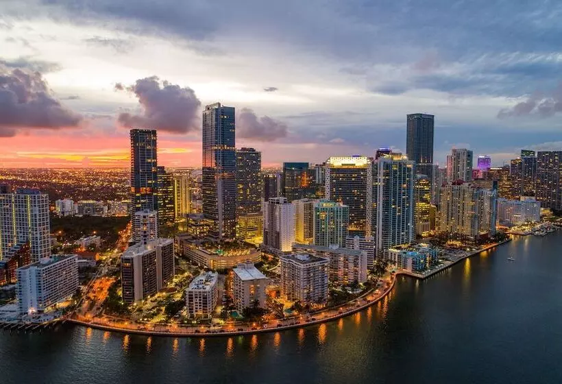 Atwell Suites – Miami Brickell, An Ihg