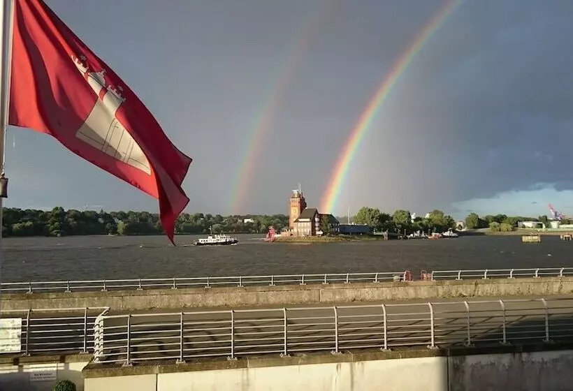 Fotos del hotel Am Elbufer:  6