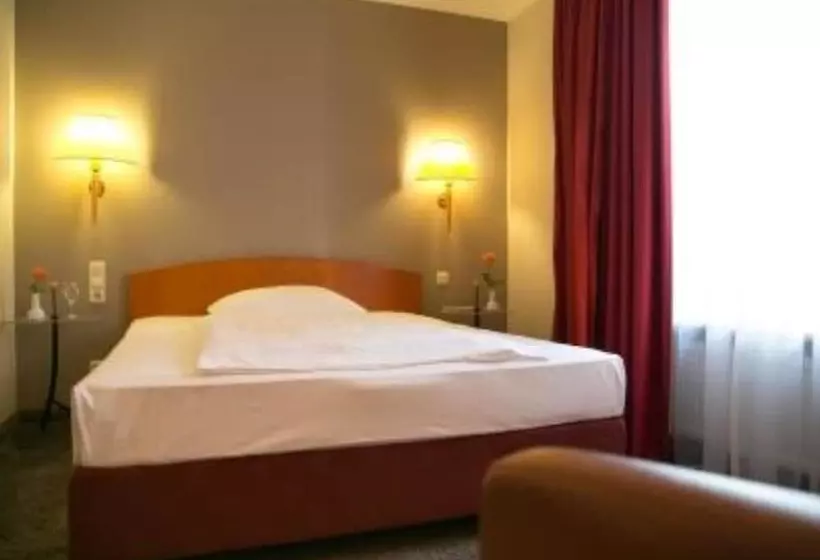 Fotos del hotel Am Elbufer:  2