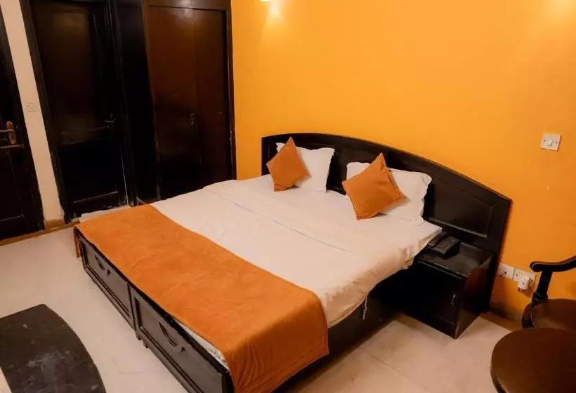 Fotos del hotel City Centre Inn  Couple Friendly Stays:  12