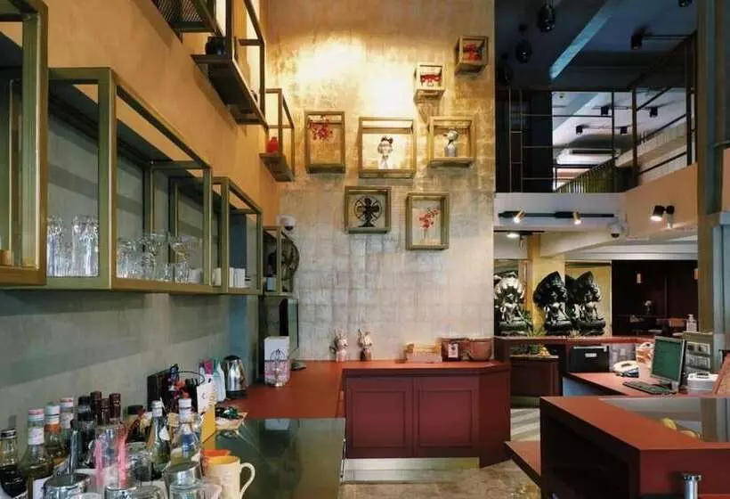 Fotos del hotel Golden House:  5