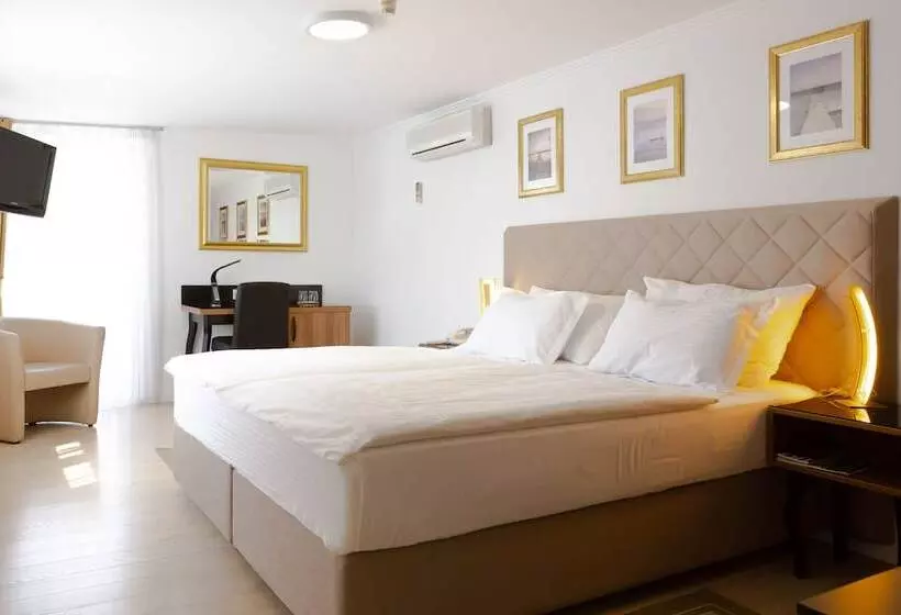 Fotos del hotel Vila Tina:  25