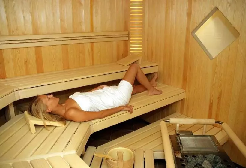 Fotos del hotel Chalet-hotel Larix:  5