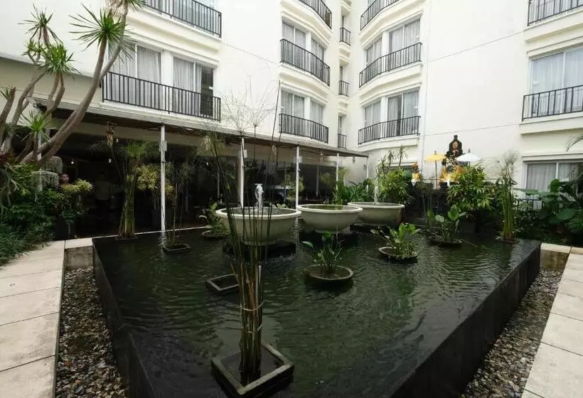 Fotos del hotel Zia Hotel Kuta:  3