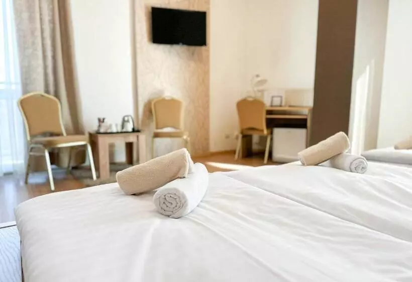 Fotos del hotel Modena:  6