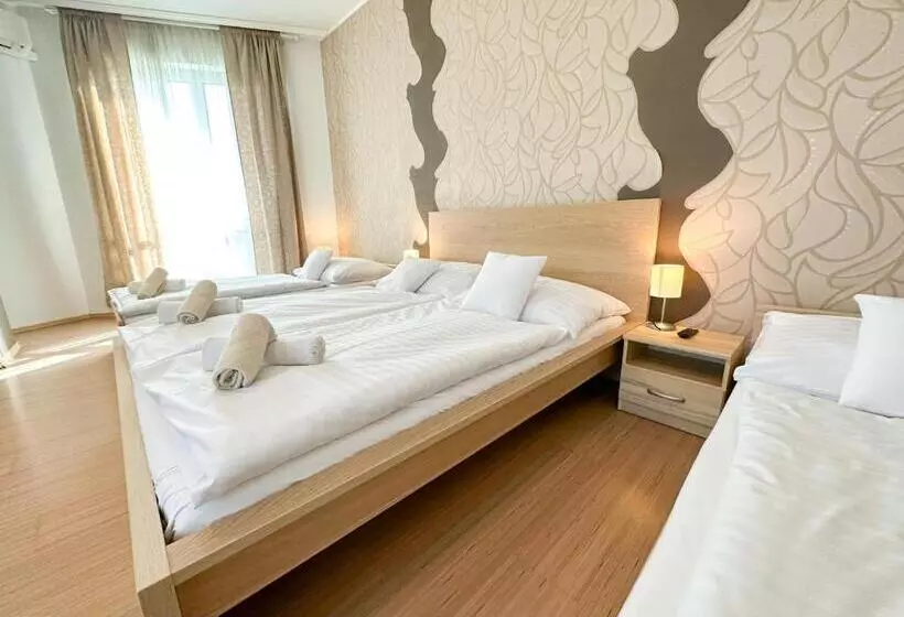 Fotos del hotel Modena:  8