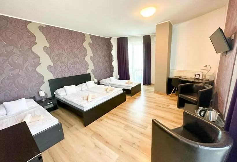 Fotos del hotel Modena:  9