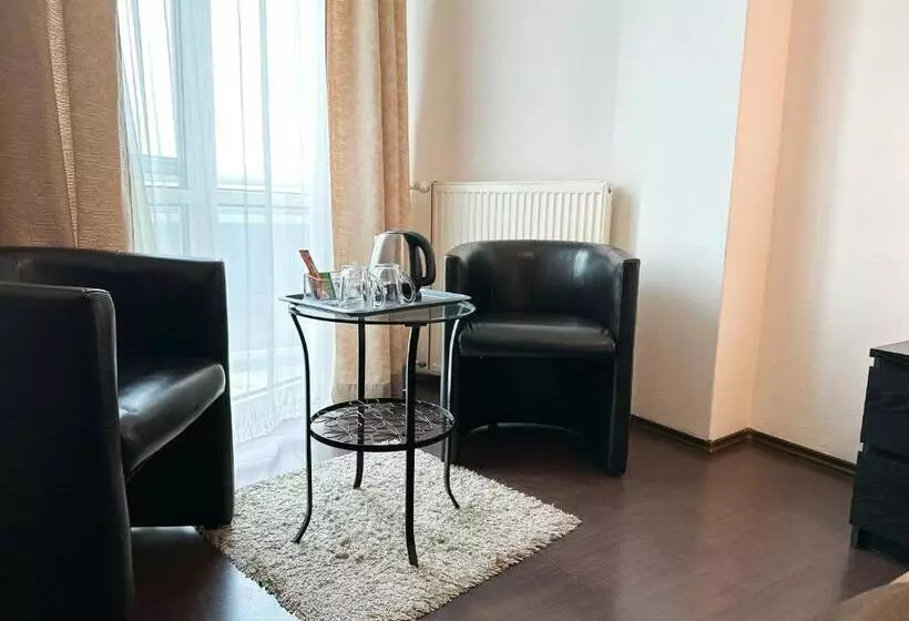 Fotos del hotel Modena:  14