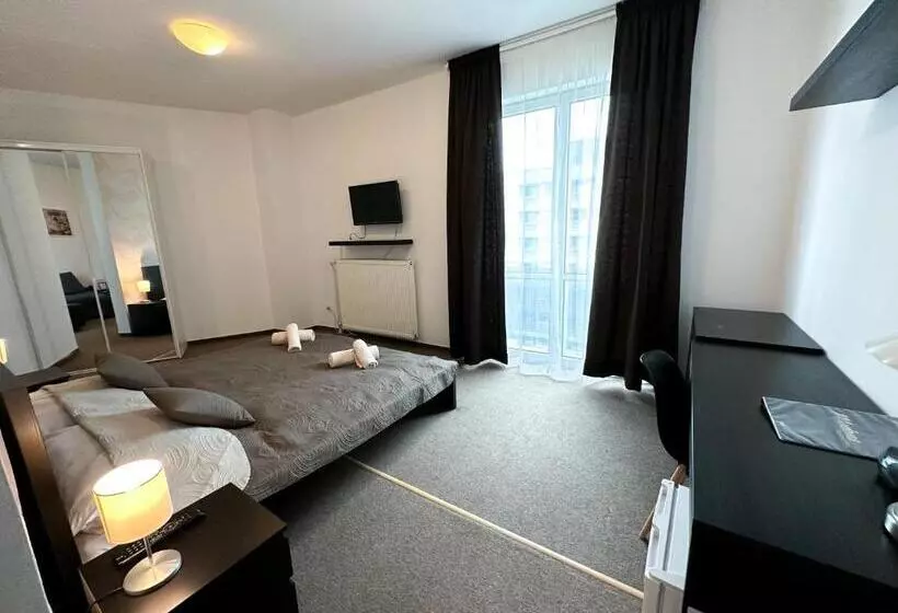 Fotos del hotel Modena:  11