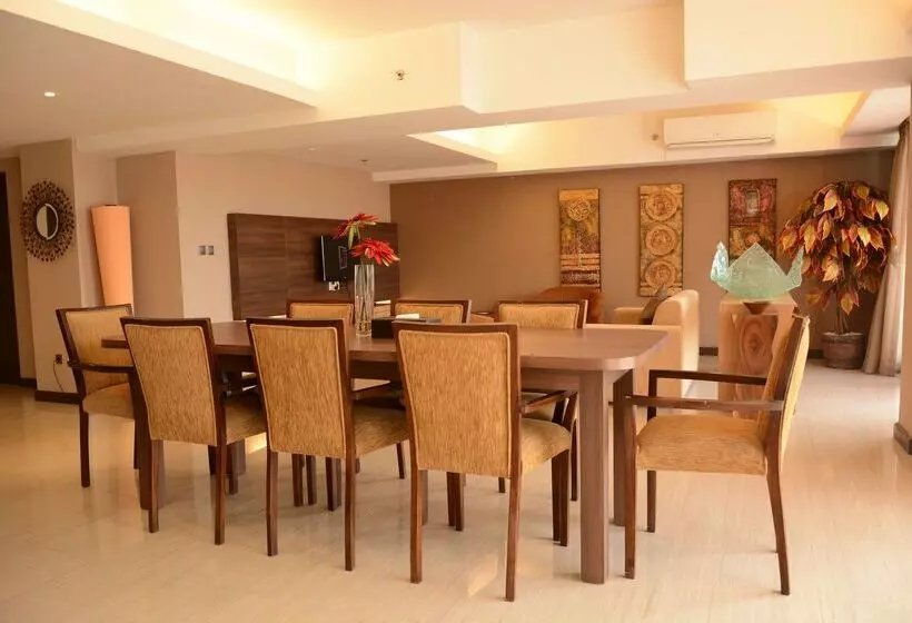 Fotos del hotel Ramada By Wyndham Bali Sunset Road Kuta:  16