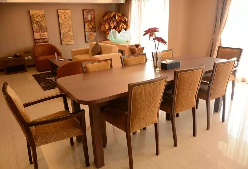 Fotos del hotel Ramada By Wyndham Bali Sunset Road Kuta:  6