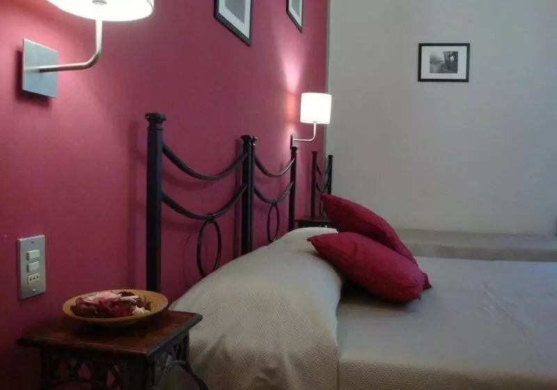 Fotos del hotel B&b Leopoldo And Apartements:  5