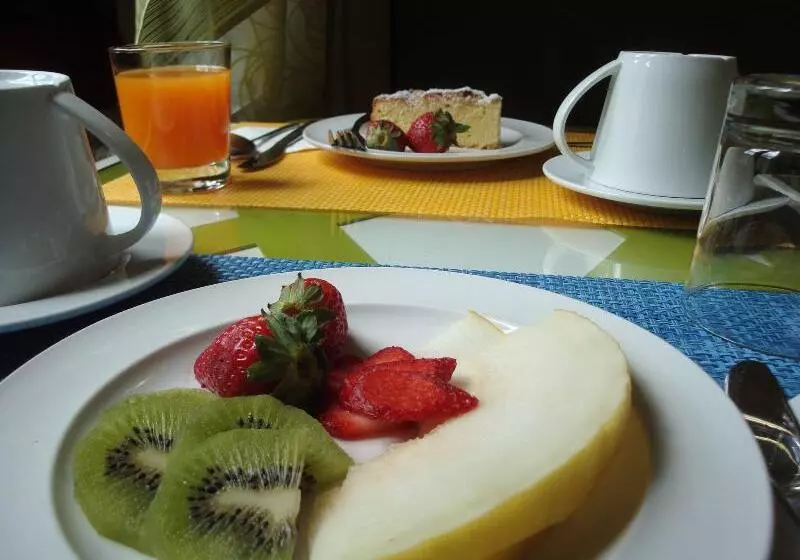 Fotos del hotel B&b Leopoldo And Apartements:  9