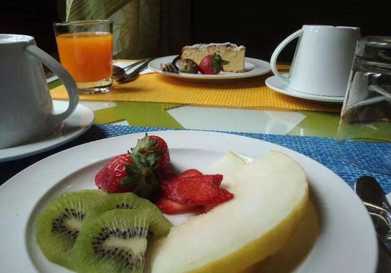 Fotos del hotel B&b Leopoldo And Apartements:  6