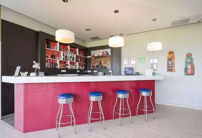 Fotos del hotel Route 42:  3