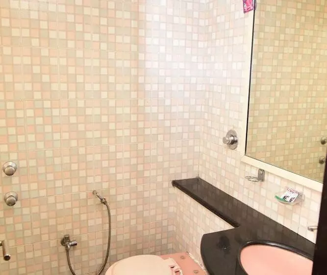 Fotos del hotel Celebrations Inn Pune:  7