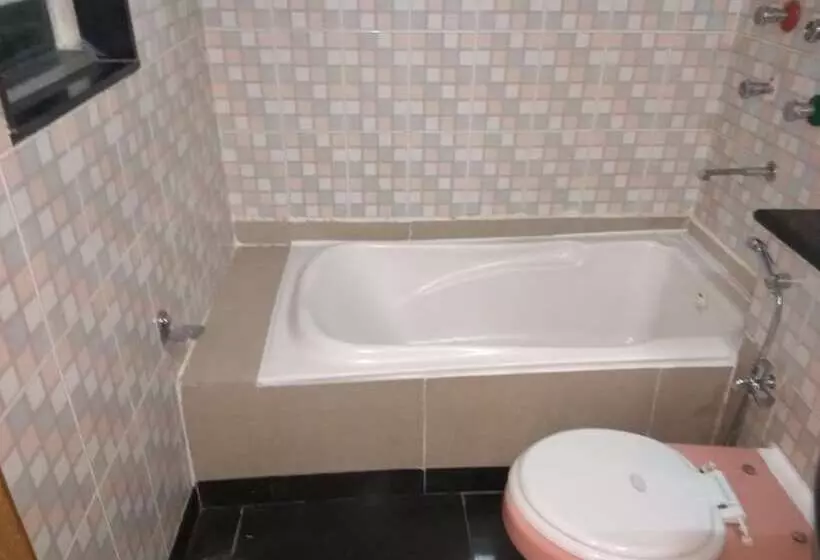 Fotos del hotel Celebrations Inn Pune:  10