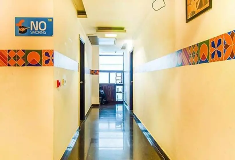 Fotos del hotel Fab Transit Delhi Airport:  3