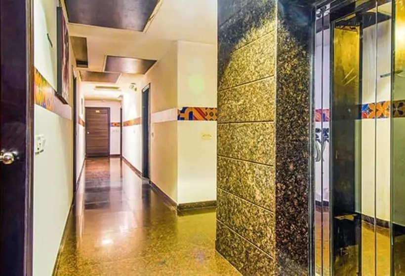 Fotos del hotel Fab Transit Delhi Airport:  8