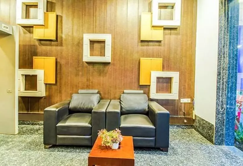 Fotos del hotel Fab Transit Delhi Airport:  2