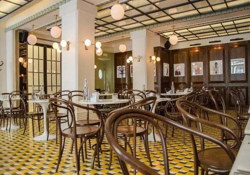 Fotos del hotel Browns Central:  3