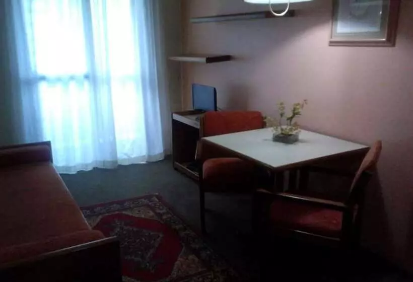 Fotos del hotel Columbia Residence:  9