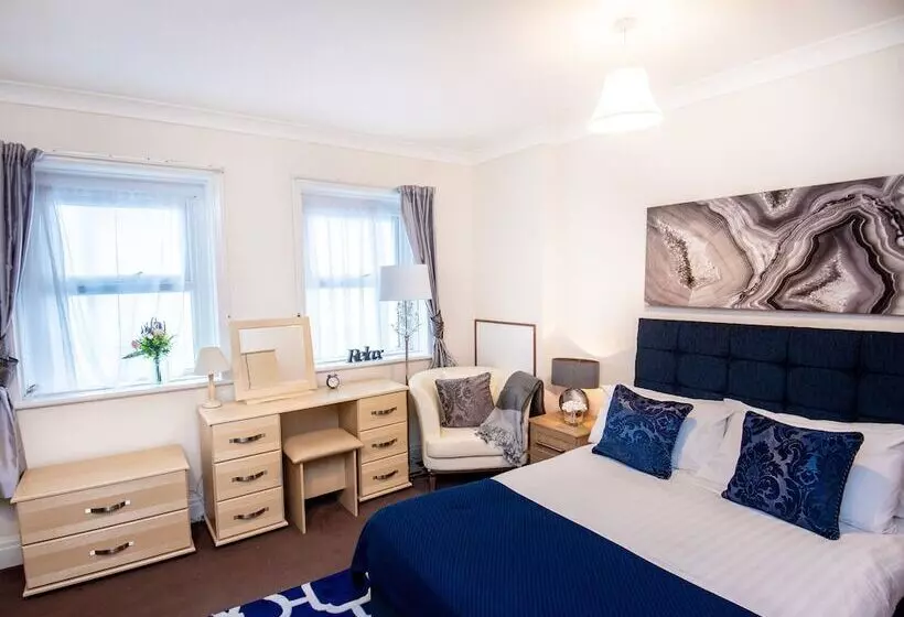 Fotos del hotel Trivelles Seaview Blackpool:  12