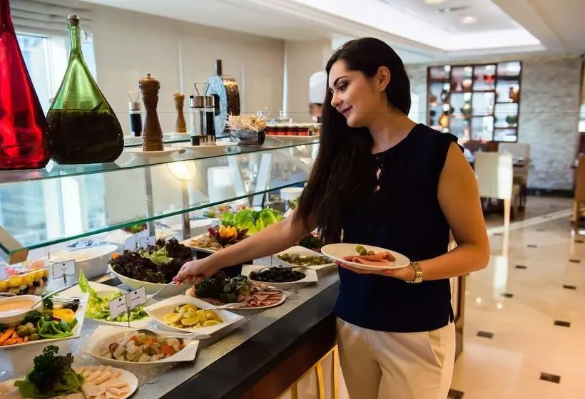 Fotos del hotel Grand Mercure Abu Dhabi:  12