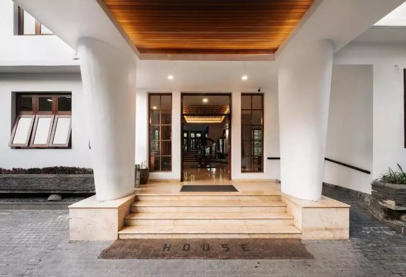 Fotos del hotel House Sangkuriang:  25