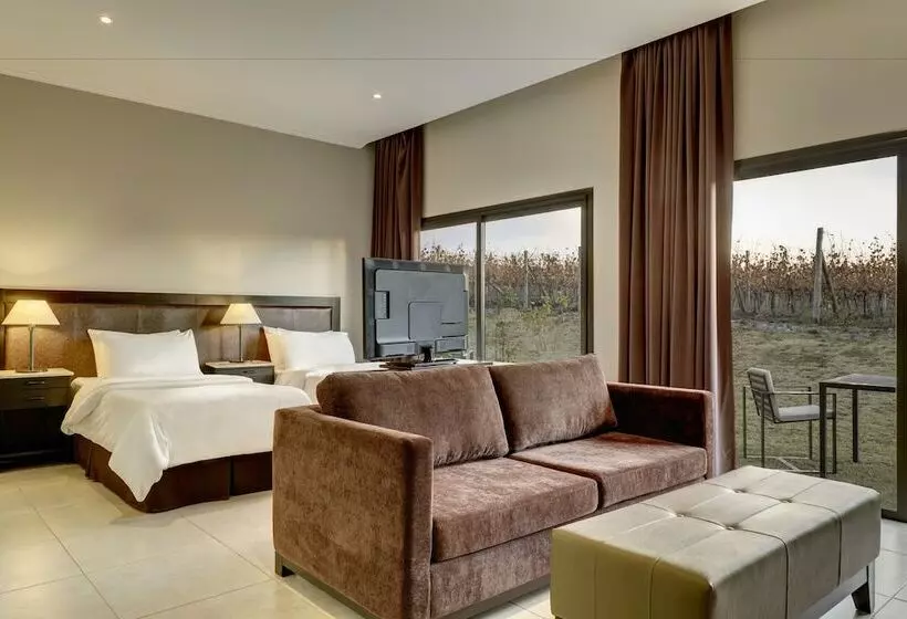 Auberge Du Vin, A Tribute Portfolio