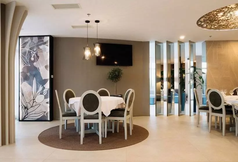 Fotos del hotel Fanat:  9