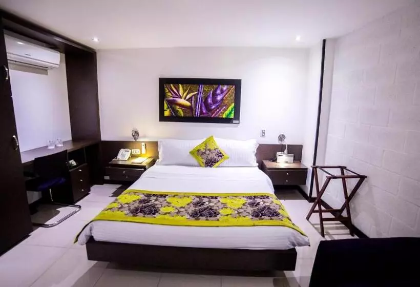 Fotos del hotel Golden Palermo:  2