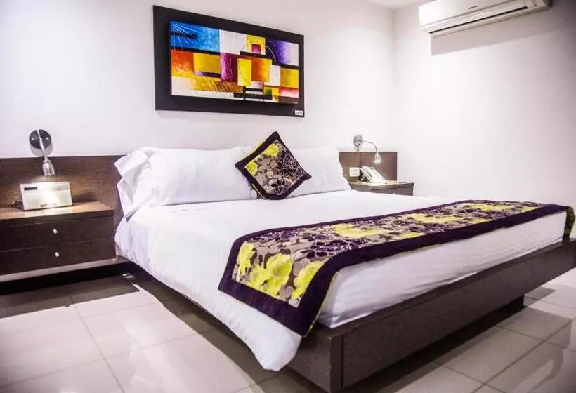 Fotos del hotel Golden Palermo:  15