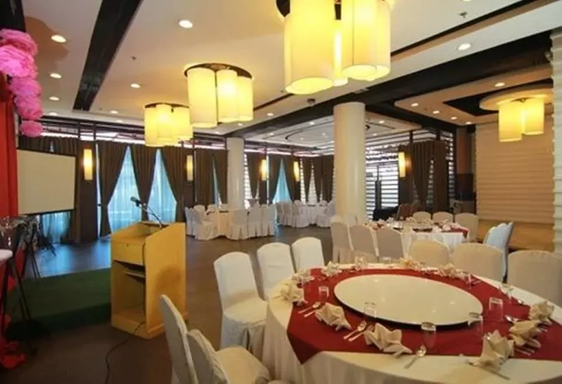 Fotos del hotel Supreme Convention Plaza:  12