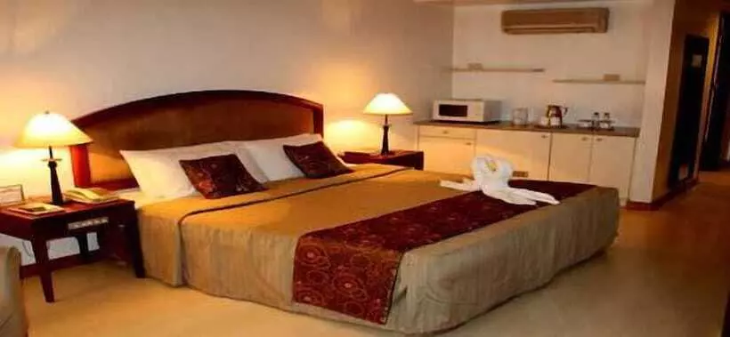 Fotos del hotel Supreme Convention Plaza:  10