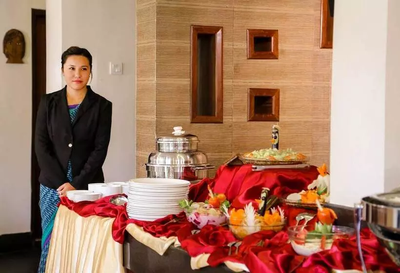 Fotos del hotel Atithi Resort & Spa:  11