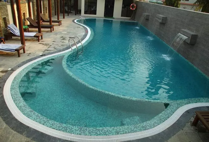 Fotos del hotel Atithi Resort & Spa:  3