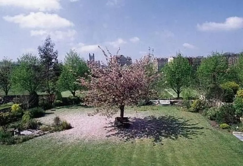 Fotos del hotel The Ayrlington:  25