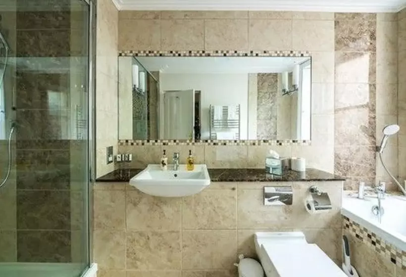 Fotos del hotel The Ayrlington:  8