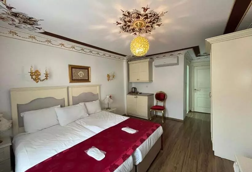 Golden Rain  Old City