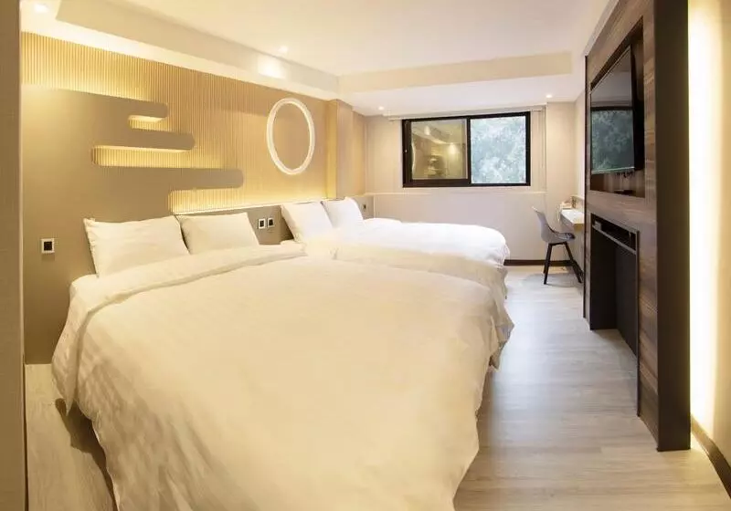 Fotos del hotel Alishan Shermuh Int  Tourist:  2