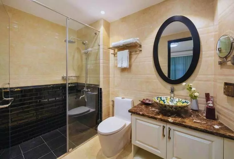 Fotos del hotel Des Arts  The Noble:  8