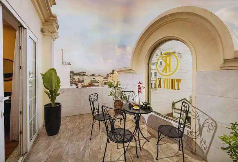 Fotos del hotel Des Arts  The Noble:  4