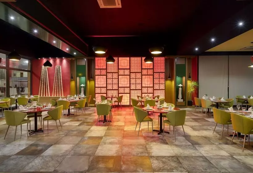 Fotos del hotel Seven Seas Sealight Elite:  5