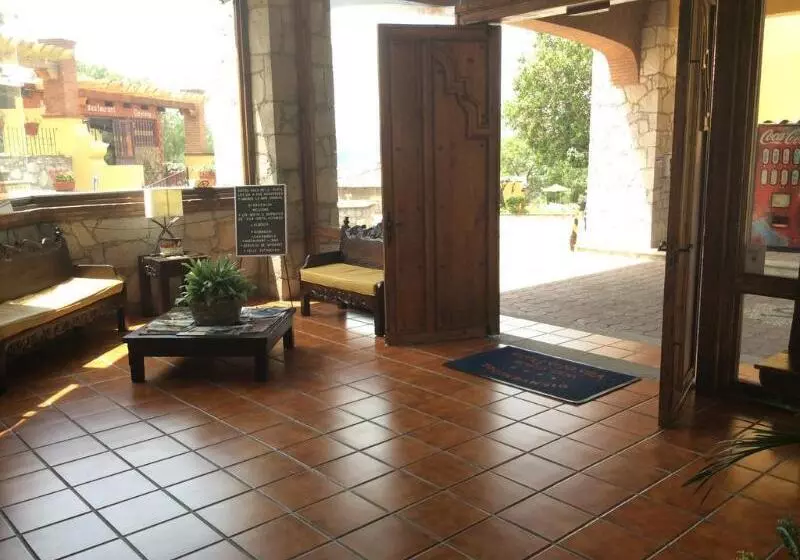 Fotos del hotel Villa De La Plata:  7