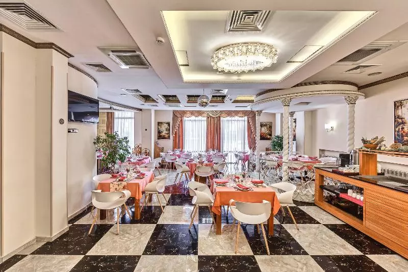 Fotos del hotel Cron Palace Tbilisi:  17