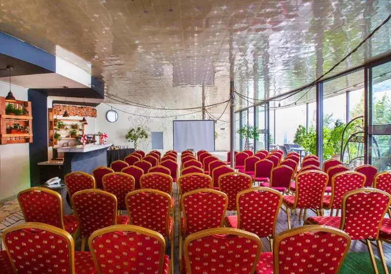 Fotos del hotel Cron Palace Tbilisi:  24