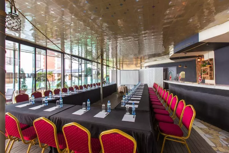 Fotos del hotel Cron Palace Tbilisi:  18