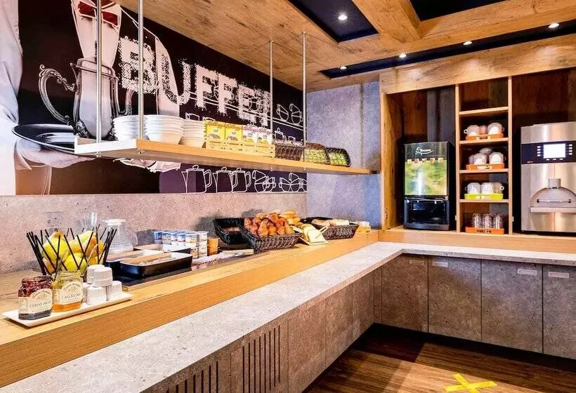 Fotos del hotel Ibis Budget Bordeaux Centre Mériadeck:  4